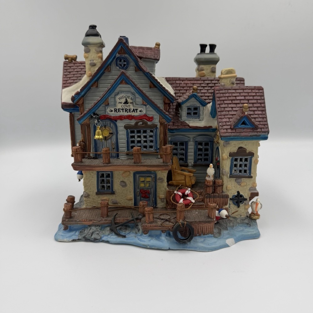 2004 LEMAX Plymouth Corners HIDDEN COVE SEASIDE RETREAT Village